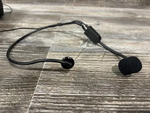 Shure - BLX14/P31 Headset Wireless System (H9: 512-542 MHz) 2