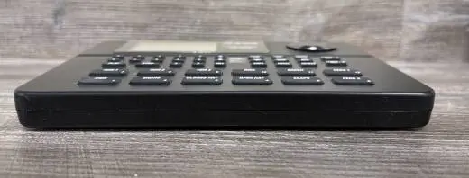 Alesis - SR-16 Classic Drum Machine 2