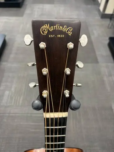 Martin Guitars - D-18 VTS Authentic 1937 Aged Dreadnought Acoustic Guitar w/Case 2