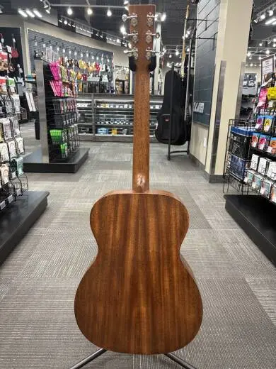 Martin Guitars - 000-17 Mahogany Acoustic Guitar with Hardshell Case 2