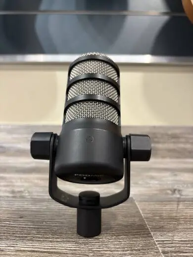 Store Special Product - RODE - PodMic Dynamic Podcasting Microphone - Black