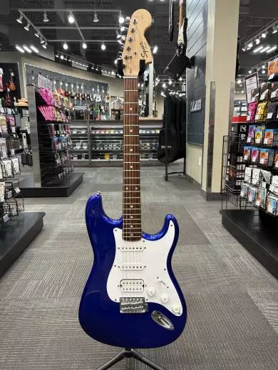 Squier - Affinity Series Stratocaster, Laurel Fingerboard - Metallic Blue