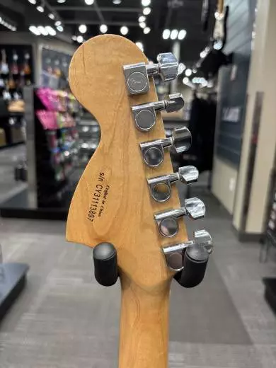 Squier - Affinity Series Stratocaster, Laurel Fingerboard - Metallic Blue 2