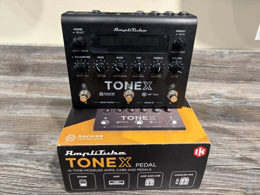Gear Hunter | IK Multimedia - TONEX Pedal - Black