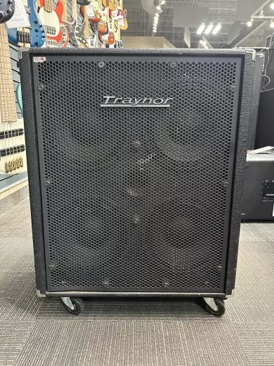 Traynor - 800 Watt 4x10 Bass Cabinet - 4 ohm Configuration