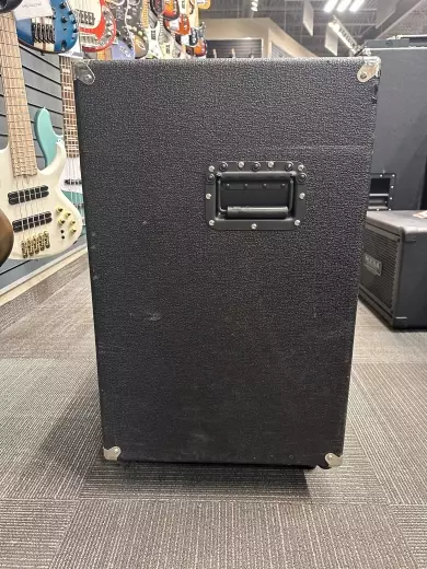 Traynor - 800 Watt 4x10 Bass Cabinet - 4 ohm Configuration 4