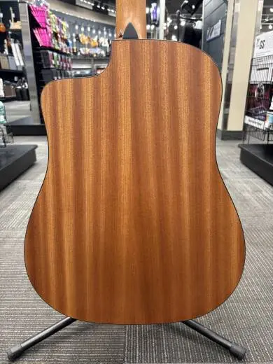 Taylor Guitars - 150ce 12-String Dreadnought Sapele/Spruce Acoustic/Electric Guitar with Gigbag 2