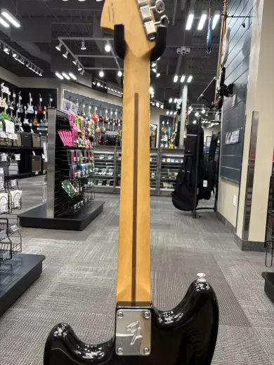 Fender - Player II Mustang, Rosewood Fingerboard - Black 2