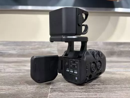 Zoom - Q8n-4K Handheld 4K Video and Audio Recorder 2