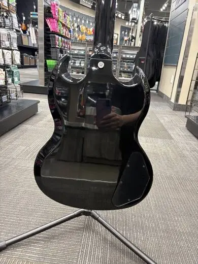 Gibson - SG Standard Electric Guitar with Gigbag, Left-Handed - Ebony 2