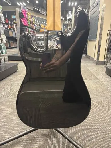 Fender - Player Precision Bass Pau Ferro - Black 2