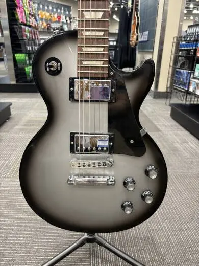 Gibson - '10 Les Paul Studio Silverburst w/ Case 2