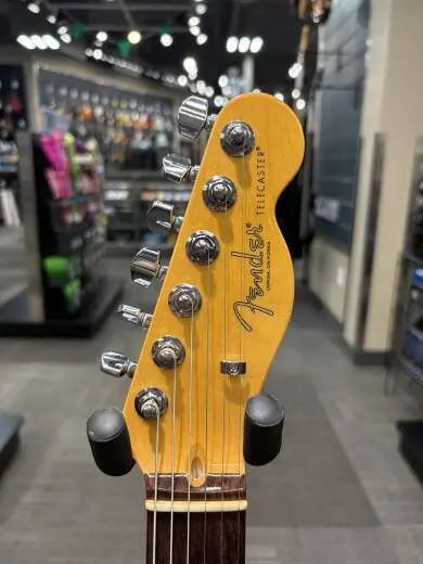 Fender - American Professional II Telecaster, Rosewood Fingerboard - 3-Colour Sunburst 2