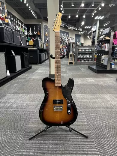 Fender - Noventa Telecaster, Pau Ferro Fingerboard - 2-Colour Sunburst