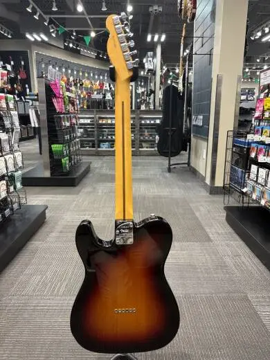 Fender - American Professional II Telecaster, Rosewood Fingerboard - 3-Colour Sunburst 2