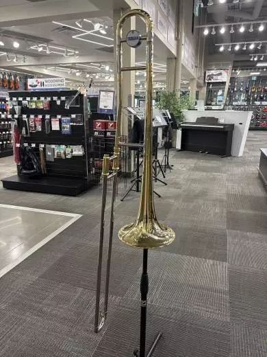 Store Special Product - Yamaha Band - Standard Tenor Trombone - Gold Lacquer