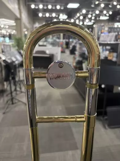 Yamaha Band - Standard Tenor Trombone - Gold Lacquer 2