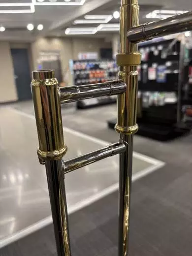 Yamaha Band - Standard Tenor Trombone - Gold Lacquer 2