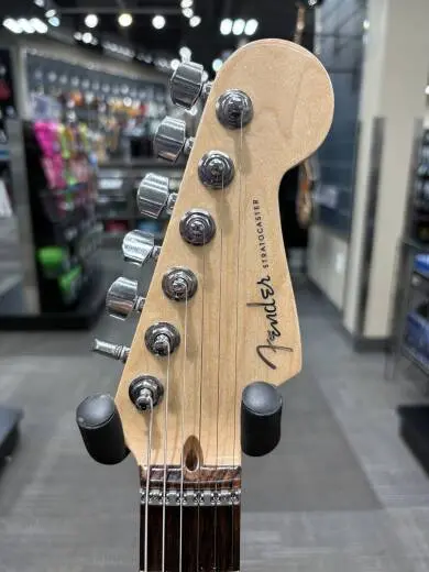 Fender - American Deluxe Stratocaster HSS, Rosewood Fingerboard - Amber 2