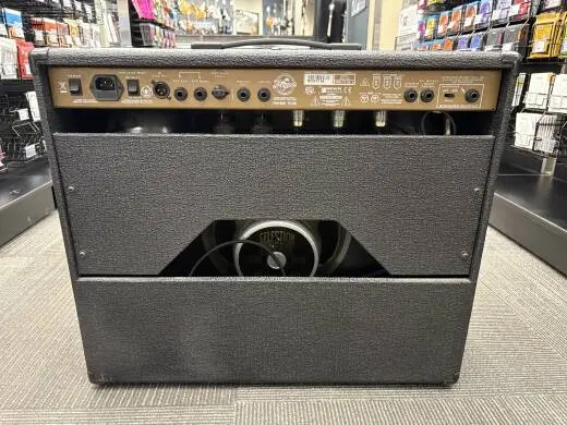 Traynor - Custom Special 50 Watt 1x12 Guitar All-Tube Combo Amp 2