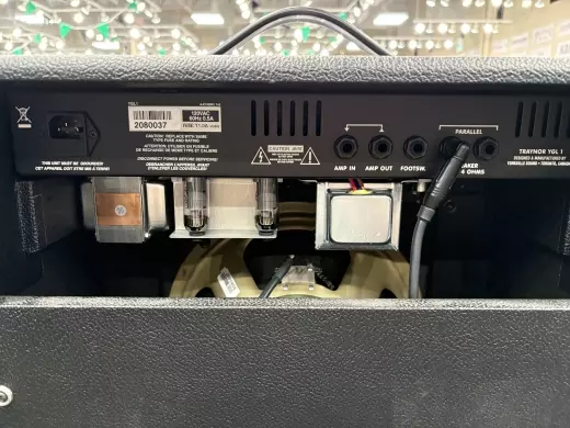 Store Special Product - Traynor - GuitarMate 15 Watt All-Tube Guitar Combo Amp