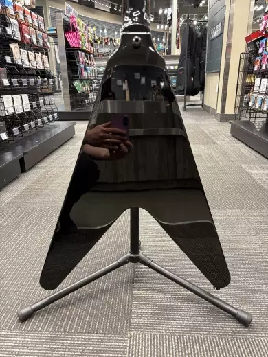 Epiphone - Kirk Hammett 1979 Flying V with Case - Ebony 2