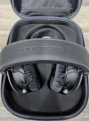 Beyerdynamic - DT1990 PRO 3