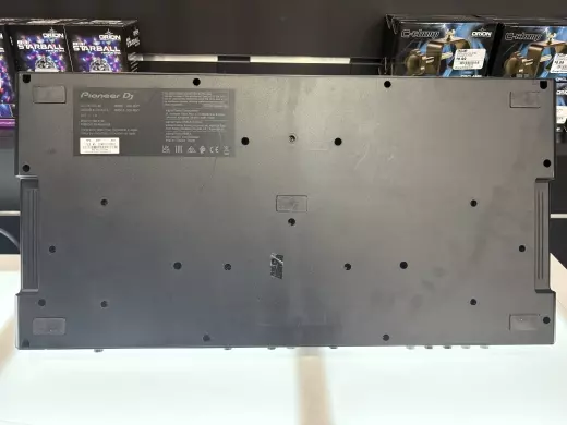 Pioneer DJ - DDJ-REV7 2-Channel Professional Battle Controller for Serato DJ Pro 2