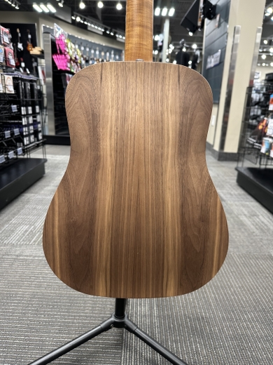 Taylor Guitars - BT1 Baby Taylor Sitka Spruce/Layered Walnut Acoustic Guitar with Gigbag 2