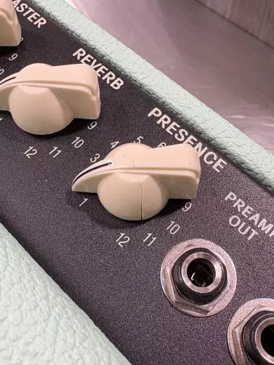 Fender - FSR Hot Rod Deluxe IV w/ Celestion Creamback - Surf Green 2