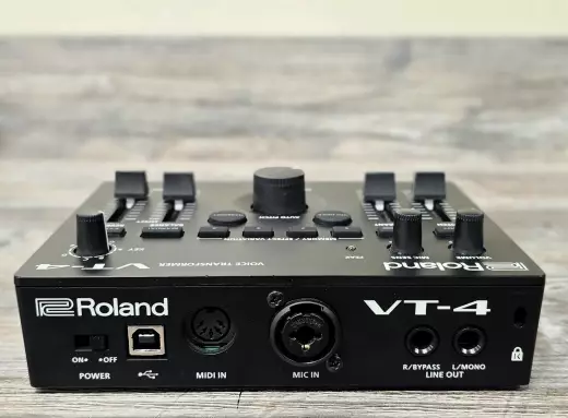 Store Special Product - Roland - VT-4