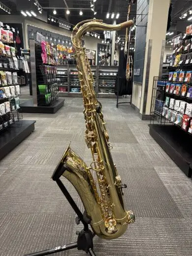 Selmer Paris - '77 Mark VII Tenor Saxophone 2