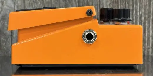 BOSS - DS1 Distortion Pedal 2