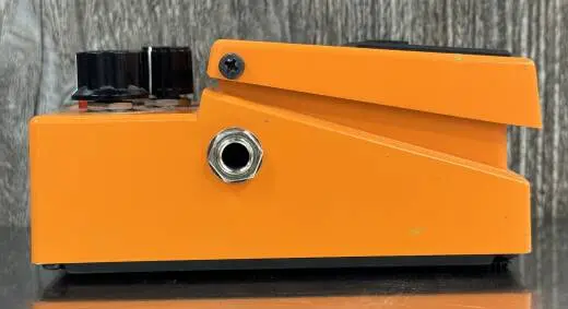 BOSS - DS1 Distortion Pedal 2