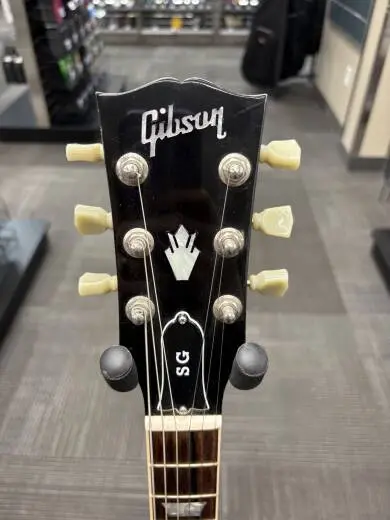 Gibson - Limited Edition '00 SG Standard with Maestro Tremolo & Hardcase - Cherry Red 2