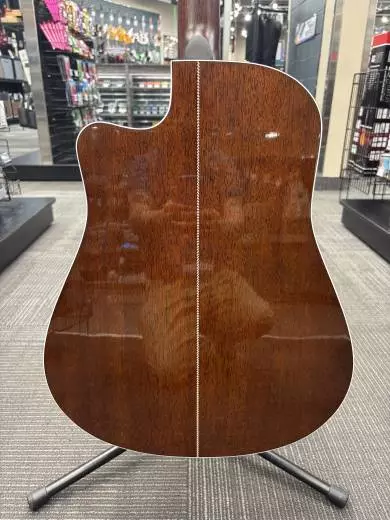 Seagull Guitars - Artist Series Peppino Signature Cutaway Acoustic/Electric Guitar w/ Tric Case 2