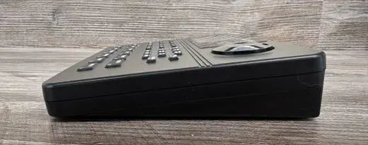 Alesis - SR-16 Classic Drum Machine 2