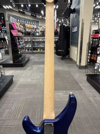 Yamaha - 4 String Bass - Dark Blue Metallic 2