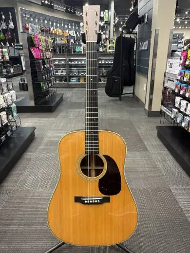 Martin Guitars - HD-28V Vintage Herringbone Dreadnought Guitar w/ Case