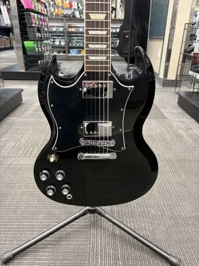 Gibson - SG Standard Electric Guitar with Gigbag, Left-Handed - Ebony 2