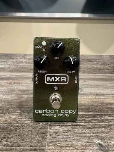 MXR - M169 - Carbon Copy Analog Delay