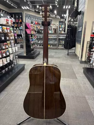 Martin Guitars - HD-28 Dreadnought Acoustic Guitar with Case - Sunburst 2