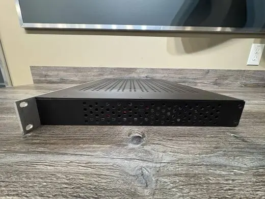Universal Audio - Apollo 16 - 16X16 24/192 Firewire Interface with DSP 2