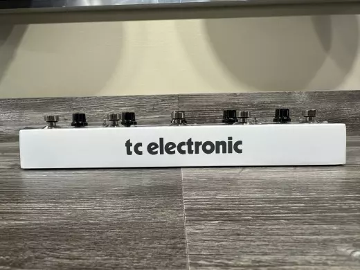 TC Electronic - Plethora X5 Multi-FX Pedal 5