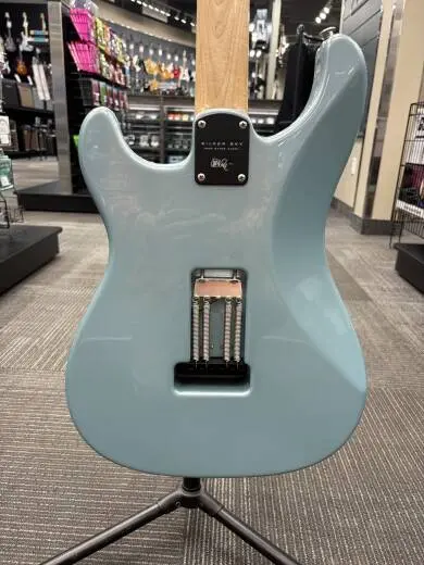 PRS Guitars - John Mayer Signature Silver Sky Electric with Rosewood Fretboard (Gigbag Included) - Polar Blue 2