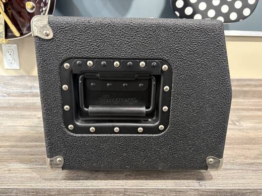 Store Special Product - Ampeg - SVT Classic 300 Watt Bass Head
