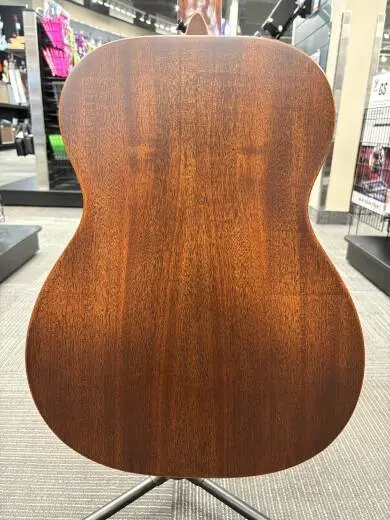 Martin Guitars - 000-15M StreetMaster w/Gig Bag 2