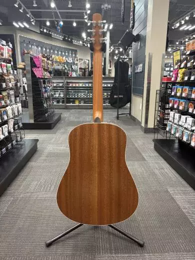 Godin Guitars - Maritime SWS Acoustic/Electric Guitar - Natural w/ Tric Case 2