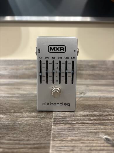 MXR M109S Six Band EQ Pedal | Long & McQuade