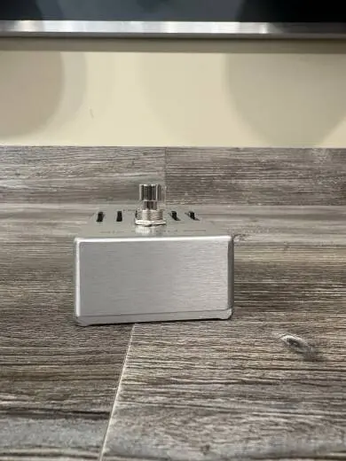MXR - M109S Six Band EQ Pedal 2